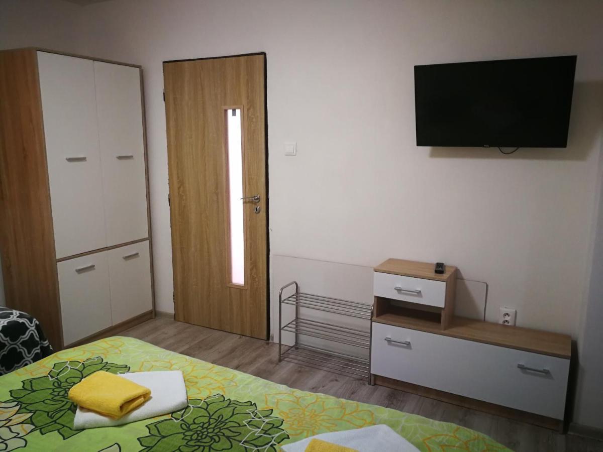 Apartmany Pri Zvonici Oravsky Podzamok Exterior photo